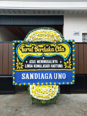 Papan Bunga Duka di Menou